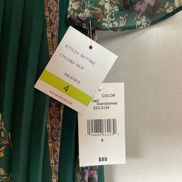 NWT Danny & Nicole Dress Dark Green Floral  Sz 4 - pleets sheer sleeves slip - Picture 3 of 12